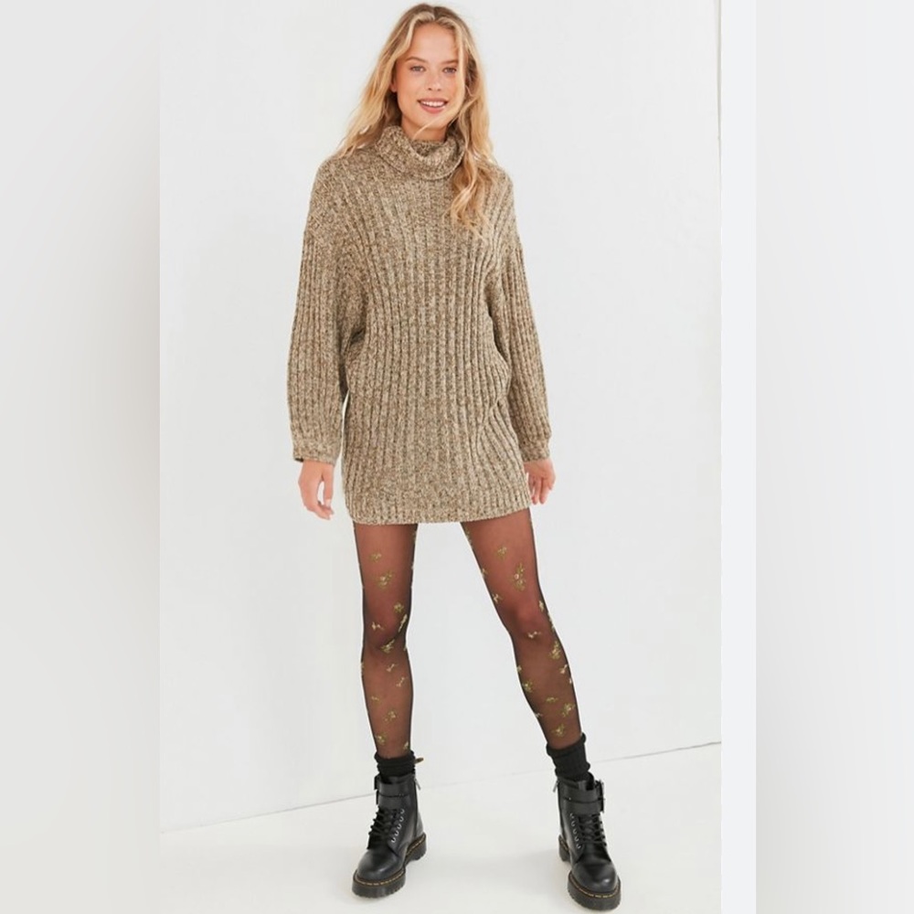 Urban outfitters turtleneck sweater dress size small BNWT